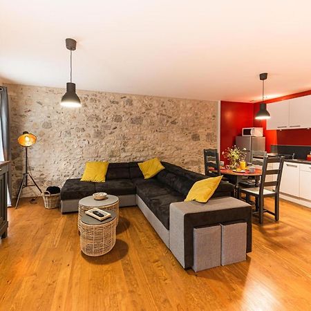 Les Gites Du Chateau - L Appartement Du Roi - Magnifique Appartement Face Au Chateau Nérac Exteriér fotografie