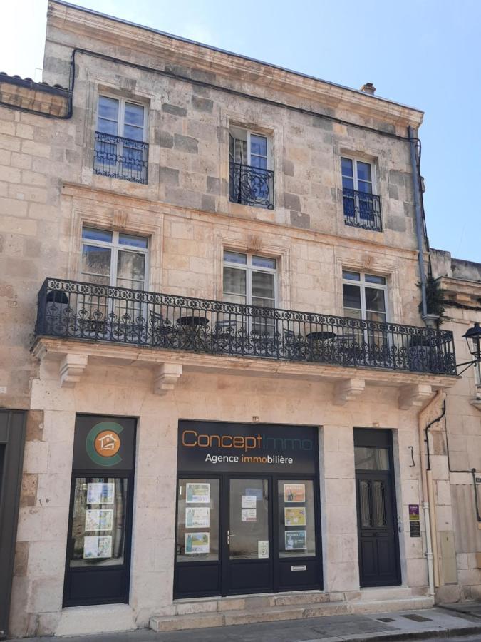 Les Gites Du Chateau - L Appartement Du Roi - Magnifique Appartement Face Au Chateau Nérac Exteriér fotografie